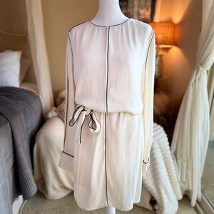 Reiss Elegant Silk Dress with Black Accents